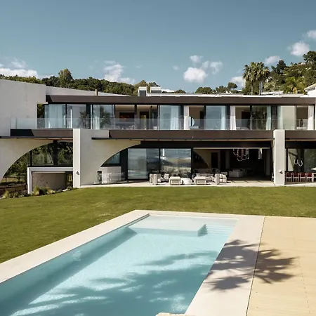 Futura Spectacular Luxury Designer *