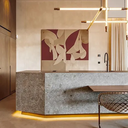 Futura Spectacular Luxury Designer Μαρμπέλλα