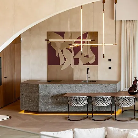Futura Spectacular Luxury Designer Μαρμπέλλα